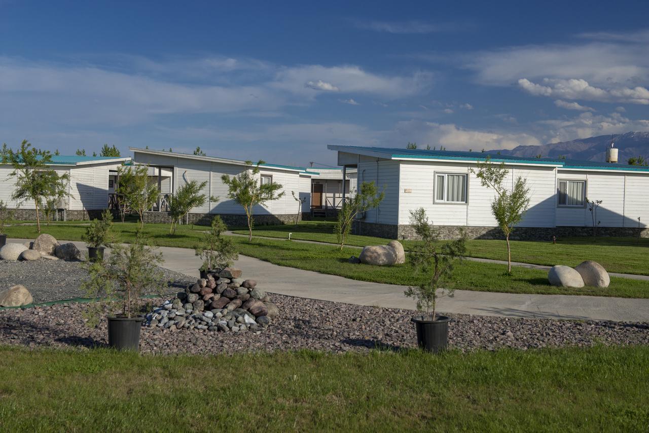 Aquamarine Resort Akshi Exterior photo